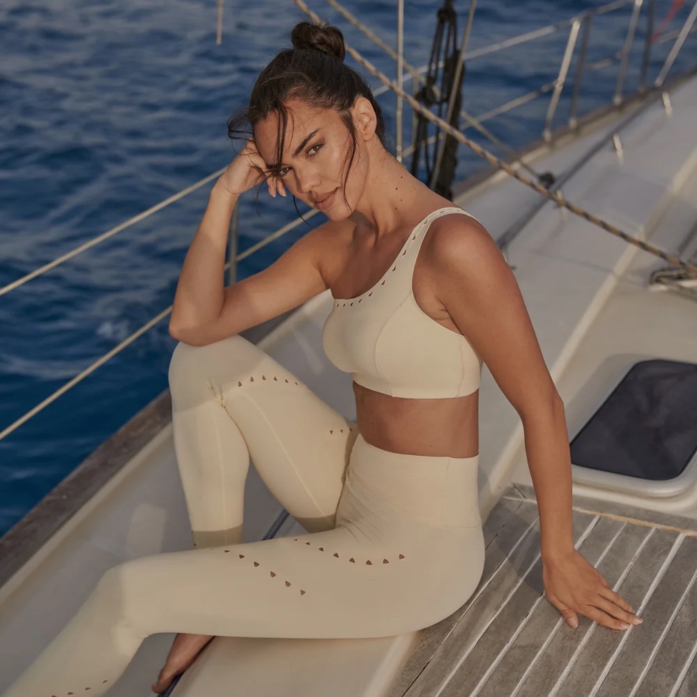 Wiskii V cut leggings